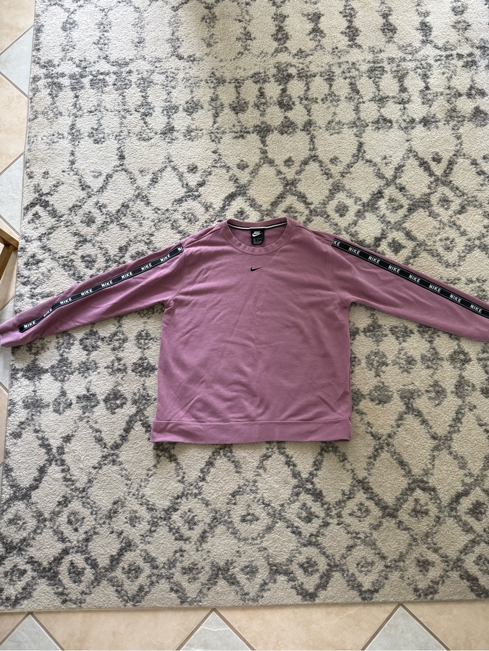 Nike Mauve Crewneck Sweatshirt with Logo Tape Sleeves